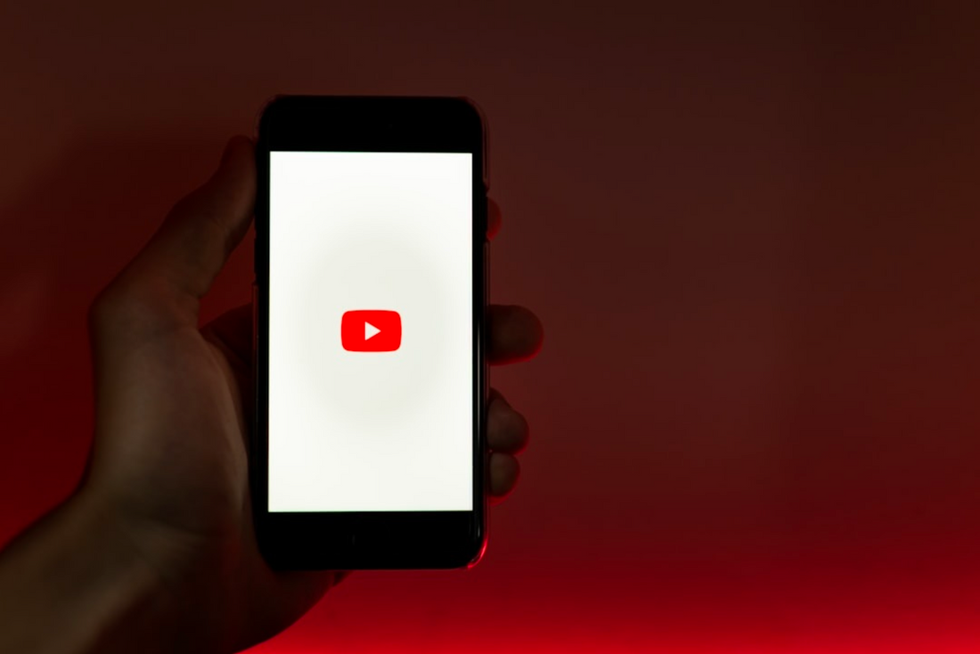 The Pros and Cons of Buying YouTube Views: Is It Worth It?